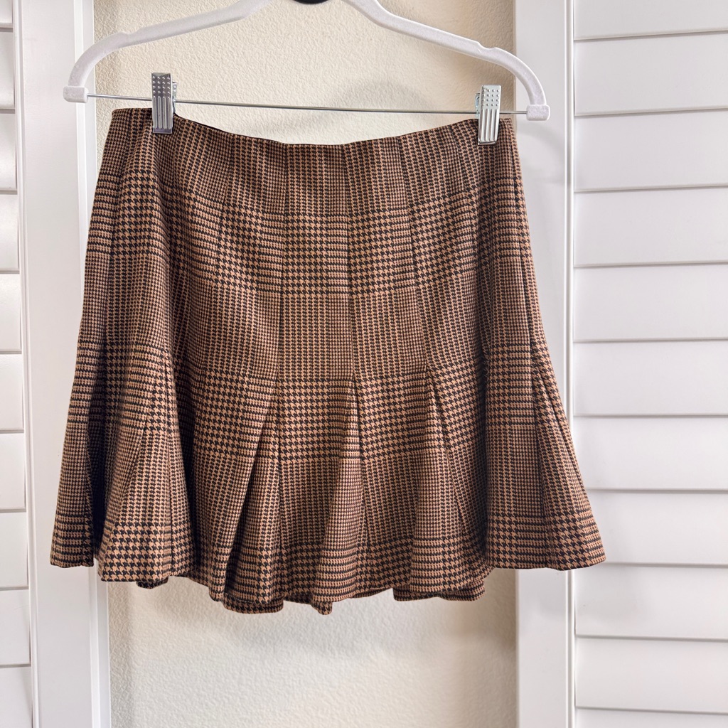 Alice + Olivia Brown Checkered Skater Skirt. Size 8